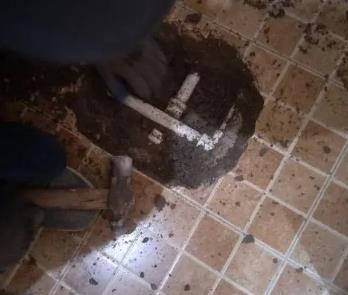 宜昌市卫生间漏水维修公司为您分享下卫生间渗水如何处理及注意事项